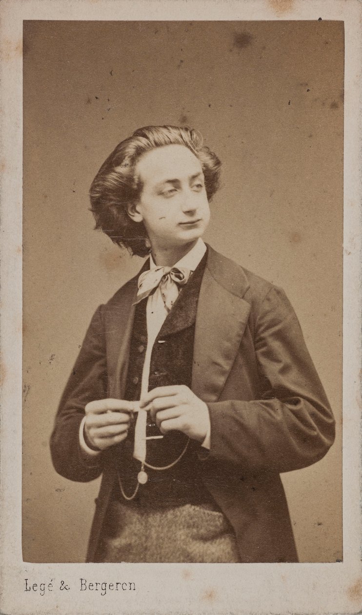 صورة لعازف الكمان والملحن هنري كيتن 1848-1883. بواسطة استوديو الصور Legé and Bergeron.