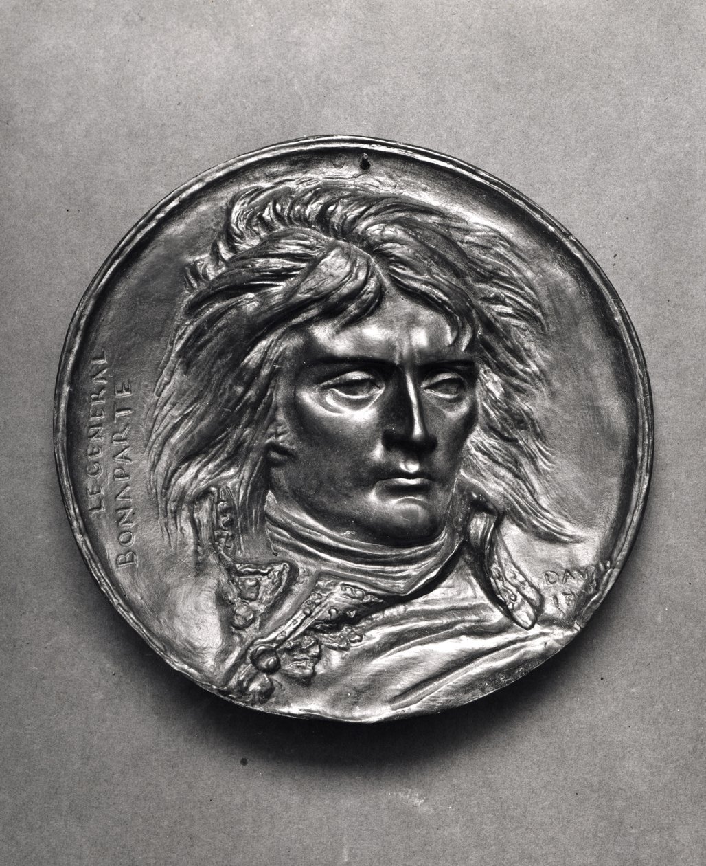 ميدالية بورتريه للجنرال بونابرت (1769-1821) ج .1830 (برونزية) بواسطة بيير جان ديفيد دانجيرز
