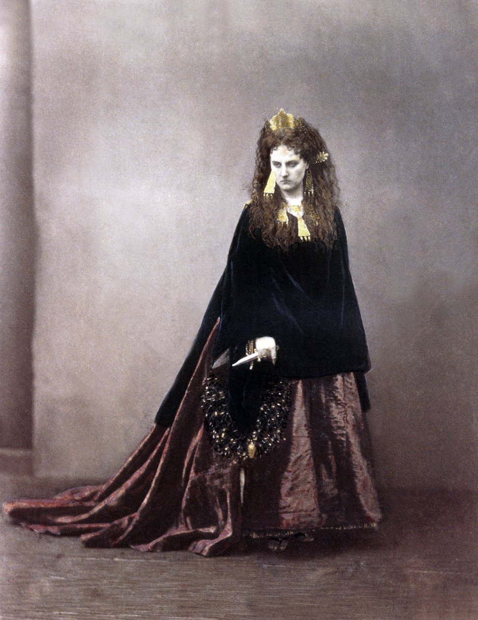 الايطالية فيرجينيا Oldoini ، كونتيسة Castiglione ، 1863-67 (صورة ملونة) بواسطة بيير لويس بعد بيرسون