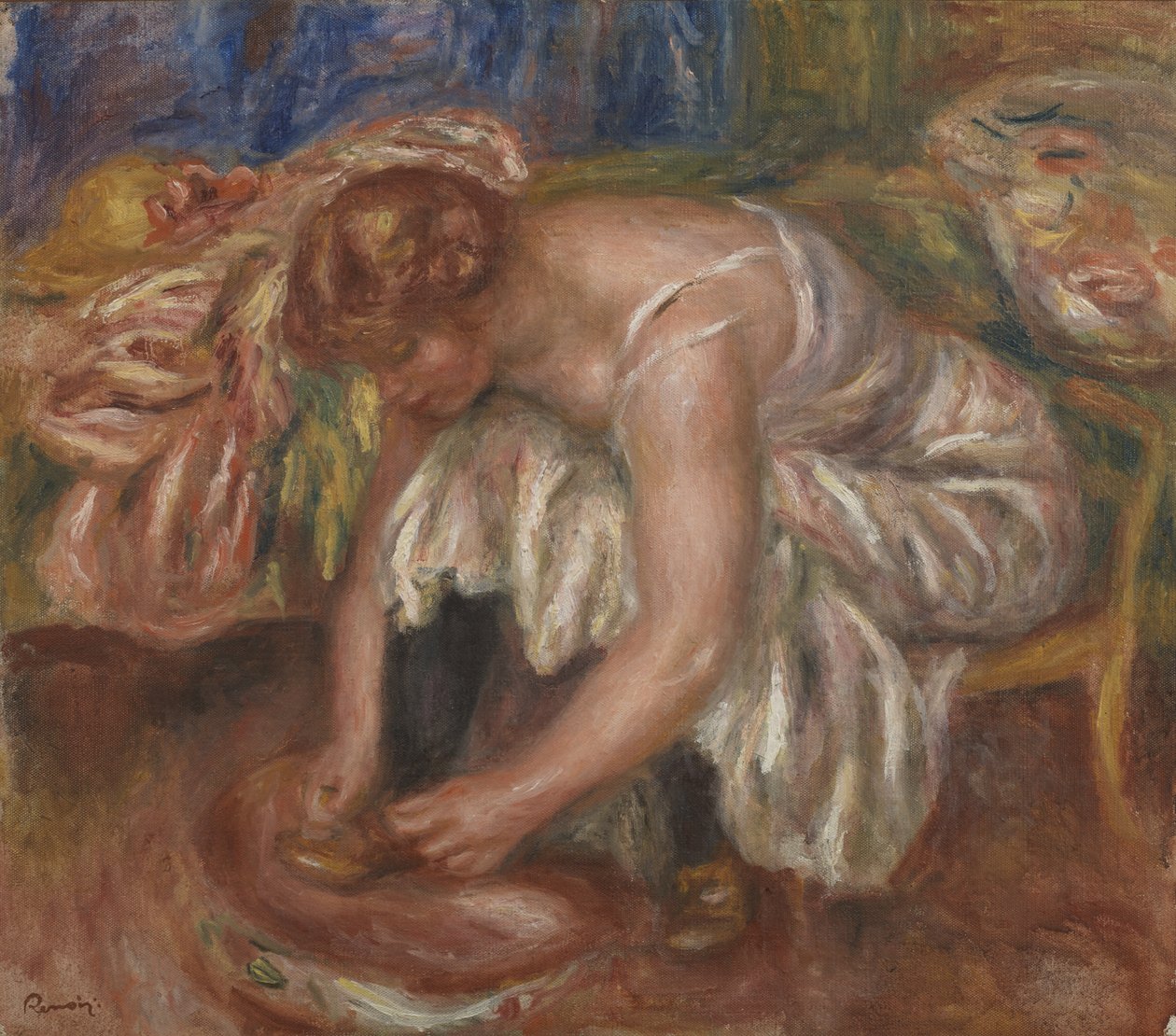 امرأة تربط حذائها ، ج .1918 بواسطة بيير أوغست رينوار