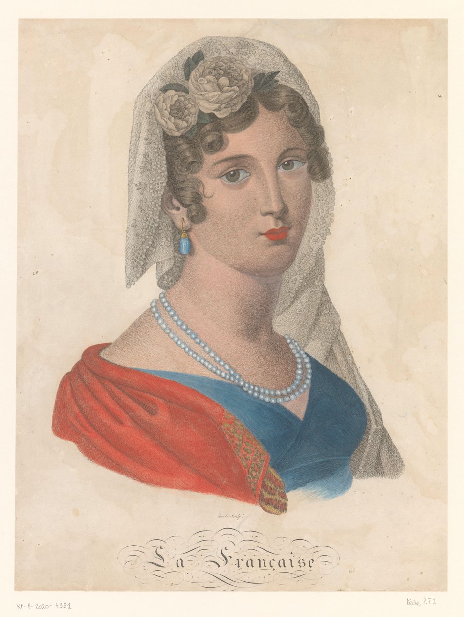 سيدة فرنسية بقرط من الأحجار الكريمة الزرقاء وطرحة بيضاء وورود في شعرها La Française (العنوان على الكائن) بواسطة بيير فرانسوا إيزيدور ديكل