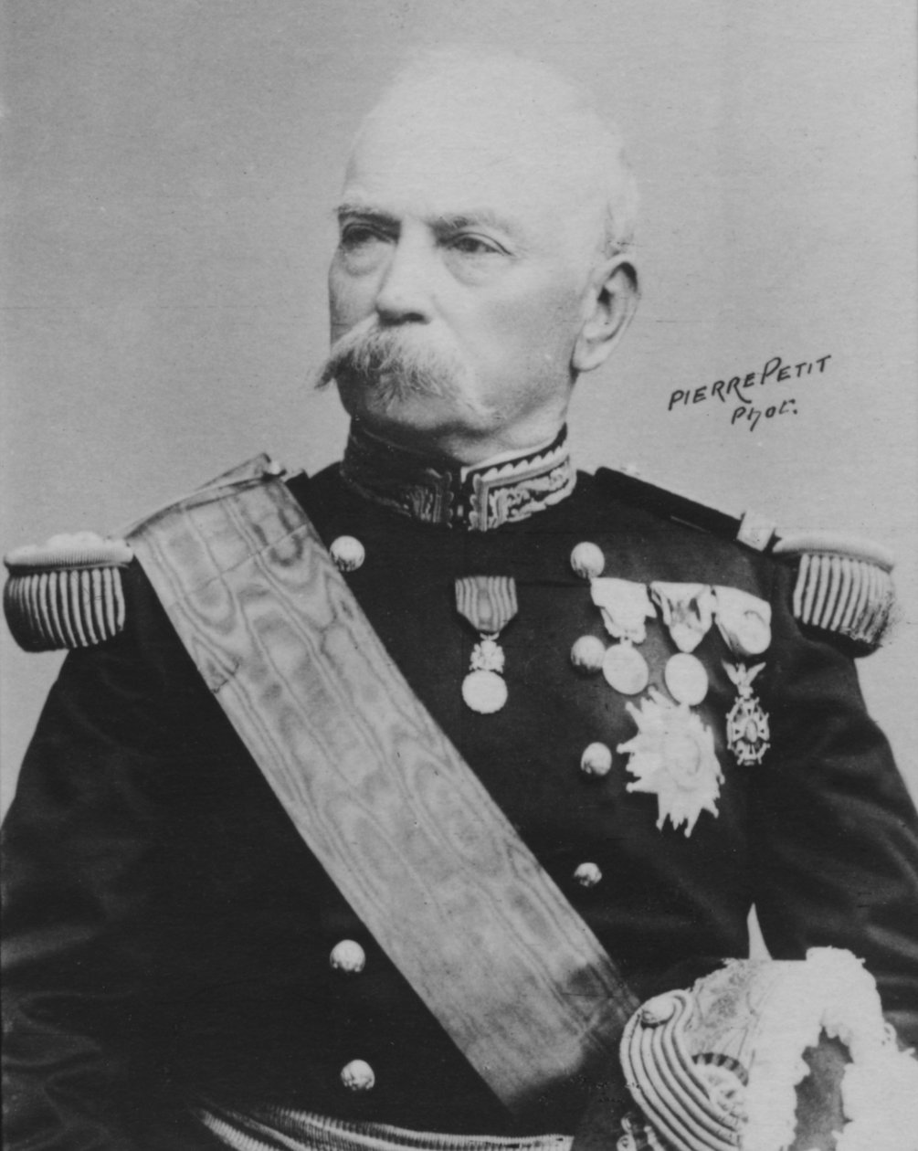 عام بيلوت ، c1893 بواسطة بيير بيتيت