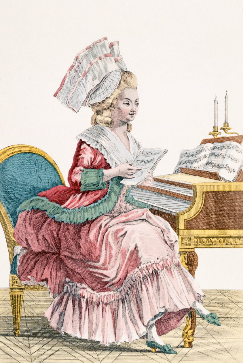 امرأة شابة تدرس الموسيقى في Harpsichord ، نقشها J. Pelicier ، اللوحة 149 من "Galerie des Modes et Costumes Francais" بواسطة بيير توماس لو كليرك