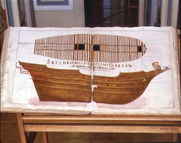 مخطط جاليون ، الصفحة 88 من كتاب تصاميم النجارة ، 1616 بواسطة المدرسة البرتغالية