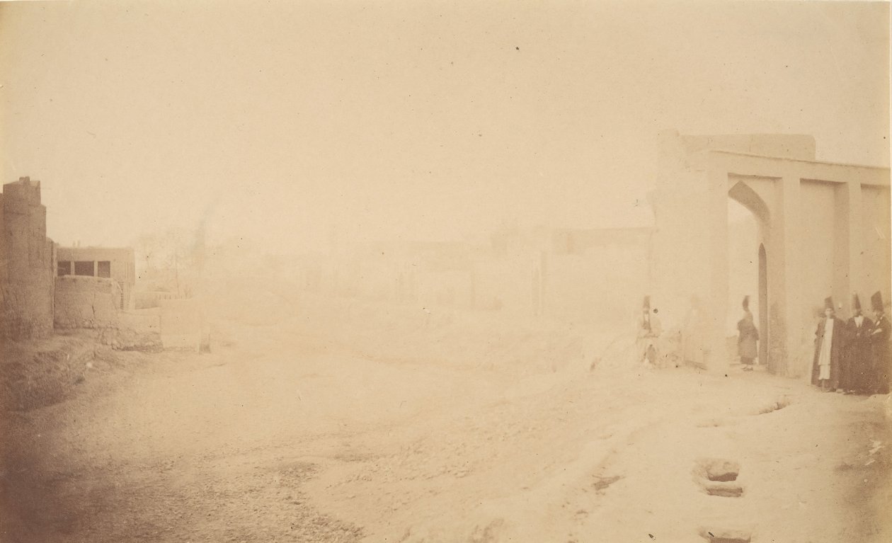 [منظر لتبريز] ، 1840 - 60. بواسطة ربما بواسطة لويجي بيسكي.