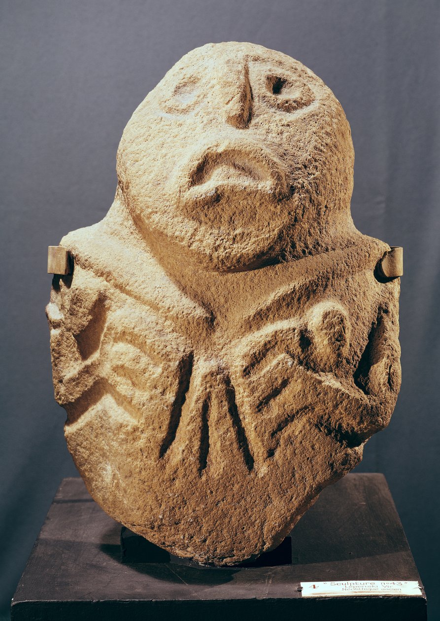 نحت رقم 43 ، من فيروس ليبينسكي ، يوغوسلافيا ، c.6000 قبل الميلاد (حجر رملي) بواسطة قبل التاريخ