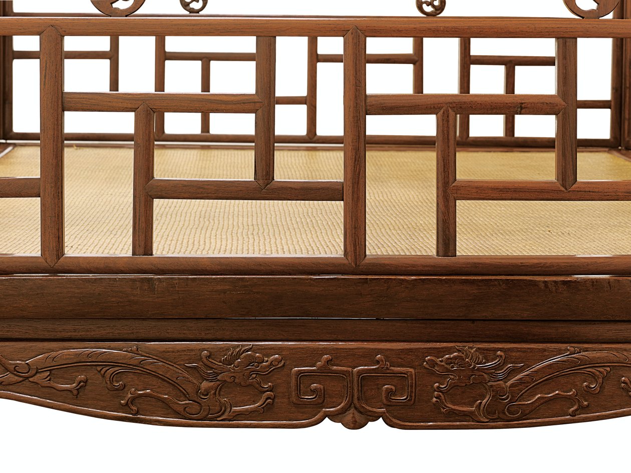 تفاصيل سرير Huanghuali المكون من ستة أعمدة ، أسرة Jiazichuang Qing (الخشب) (انظر أيضًا 469034) بواسطة اسرة تشينغ الصينية