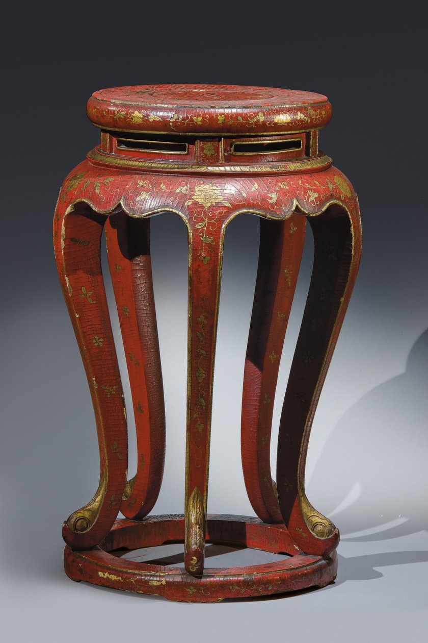 Jardinière (مطلي باللون الأحمر بتفاصيل ذهبية وبنية وخضراء) بواسطة اسرة تشينغ الصينية