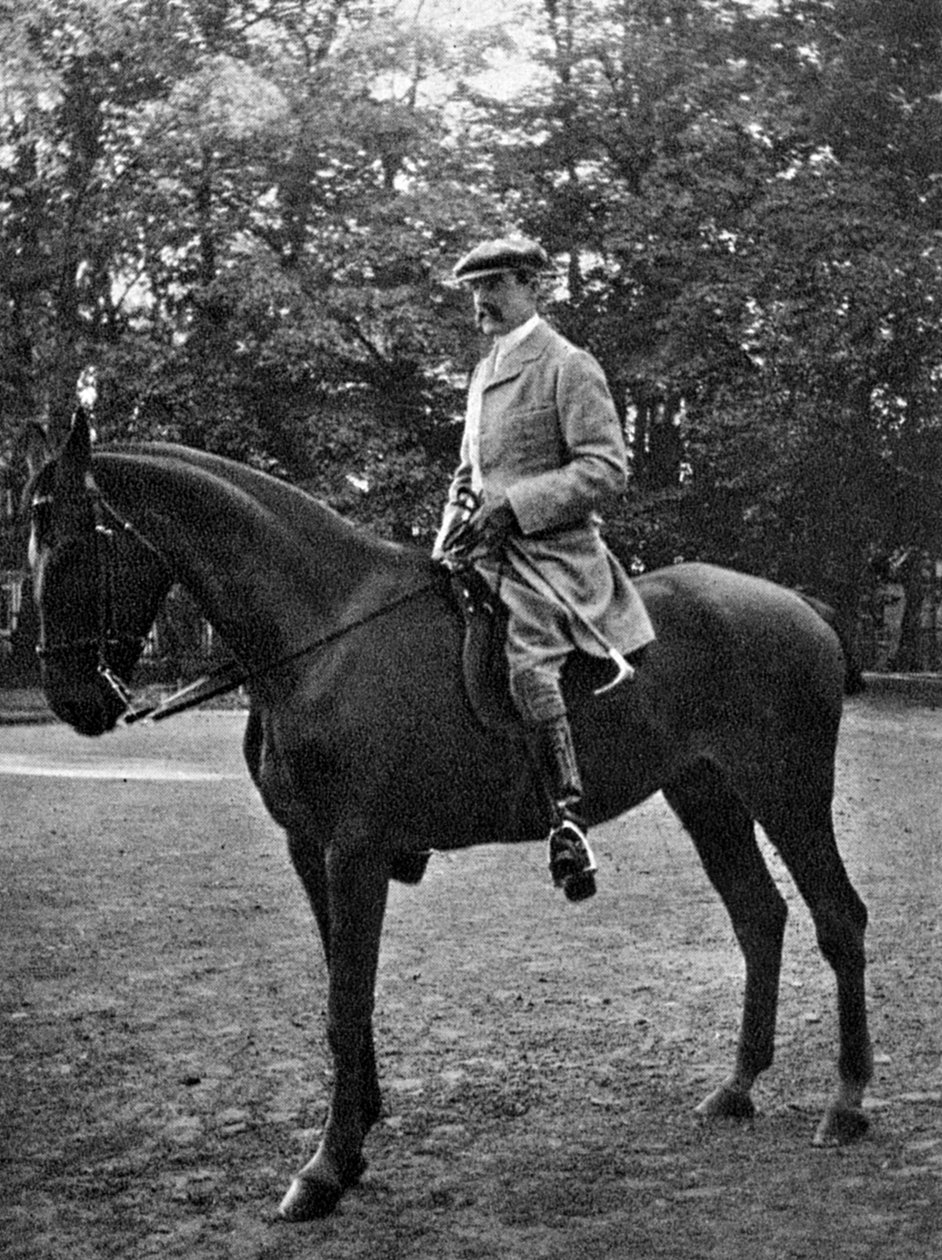 العقيد Brocklehurst في Bernsdorff ، 1908. بواسطة الملكة الكسندرا