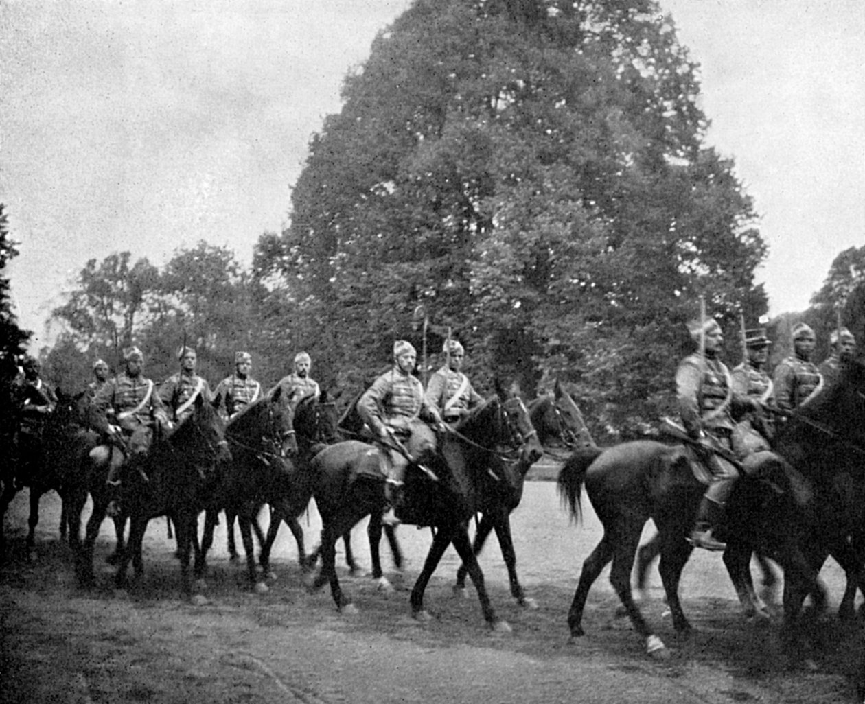 الفرسان الدنماركيون في بيرنزدورف ، 1908 بواسطة الملكة الكسندرا