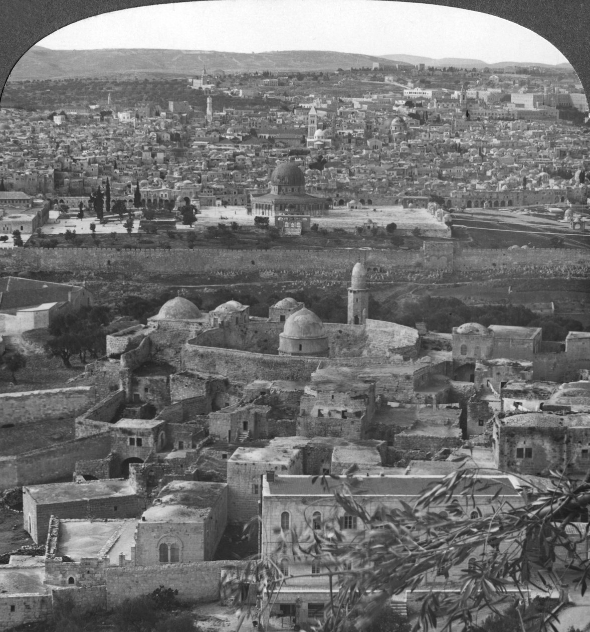 القدس المدينة المقدسة ، تم إنقاذها من الأتراك ، فلسطين ، الحرب العالمية الأولى ، 1917-1918 بواسطة واقعية يسافر الناشرين