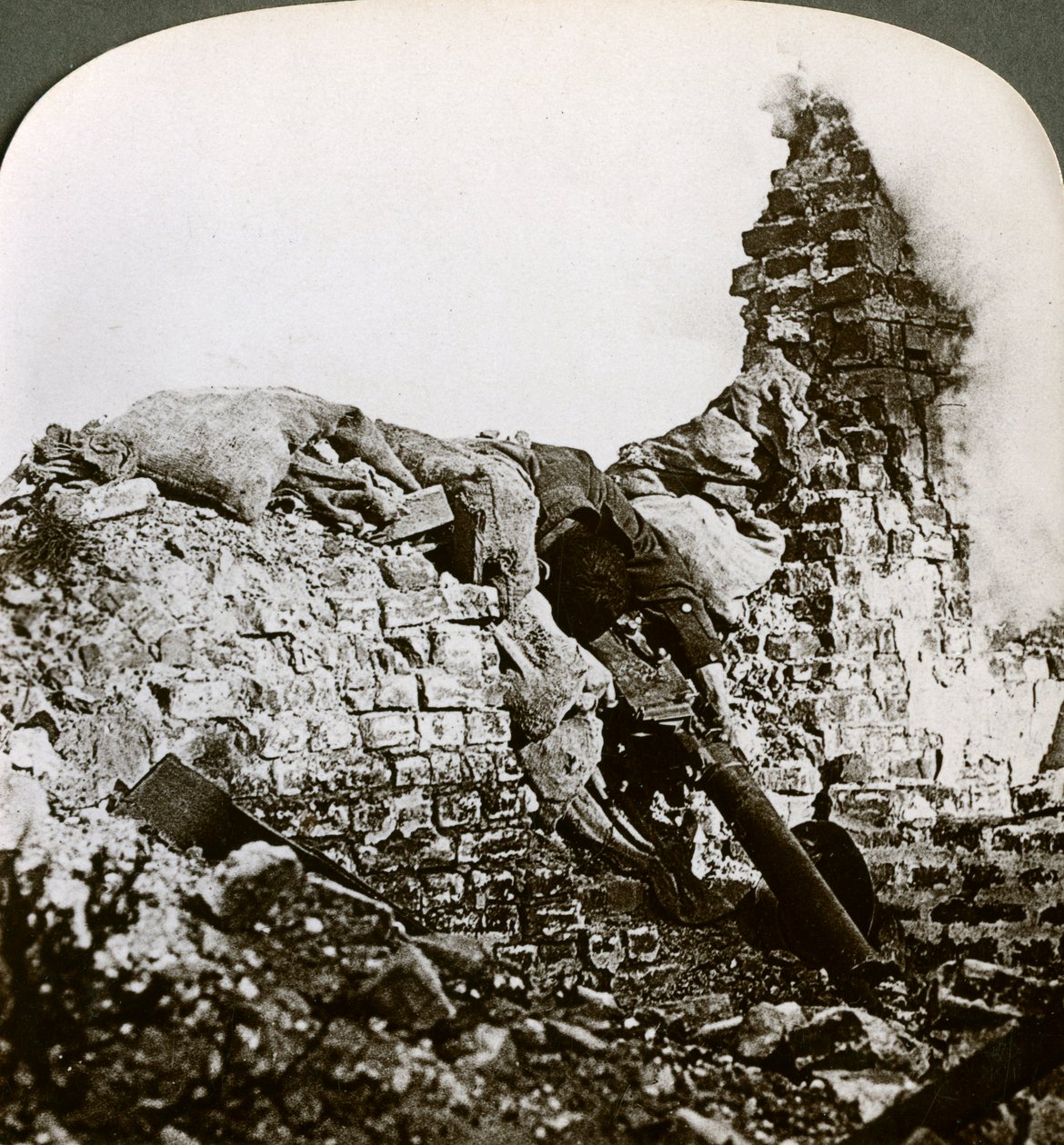 أخرج موقع مدفع رشاش ألماني ، مونشي ، معركة أراس ، الحرب العالمية الأولى ، 1917-1918. بواسطة واقعية يسافر الناشرين