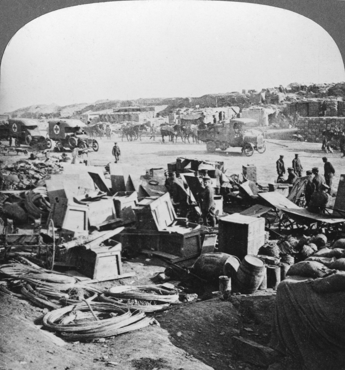 هبطت الإمدادات في خليج سوفلا ، تركيا ، هبوط غاليبولي ، الحرب العالمية الأولى ، 1915 بواسطة واقعية يسافر الناشرين