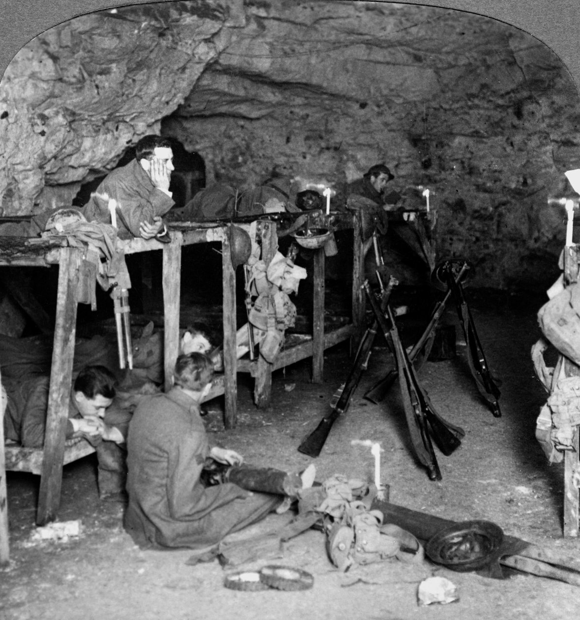 المتاهة ، أراس ، فرنسا ، الحرب العالمية الأولى ، 1916-1918. بواسطة واقعية يسافر الناشرين