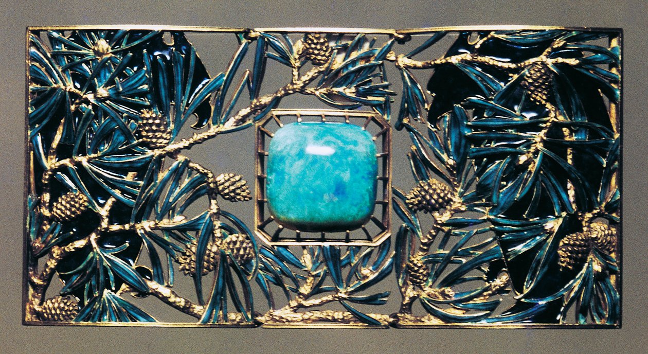 Eagle among the pines, gold, opal and enamel necklace pendant بواسطة رينيه جول لاليك