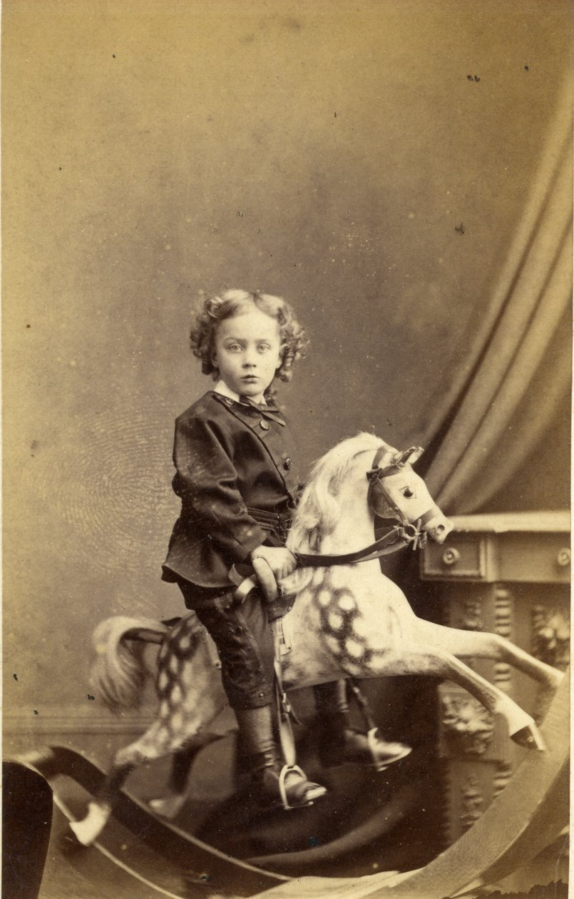 صبي صغير يجلس على حصان هزاز ، 1860 (طبعة زلال) بواسطة روبرت هـ. بريستون