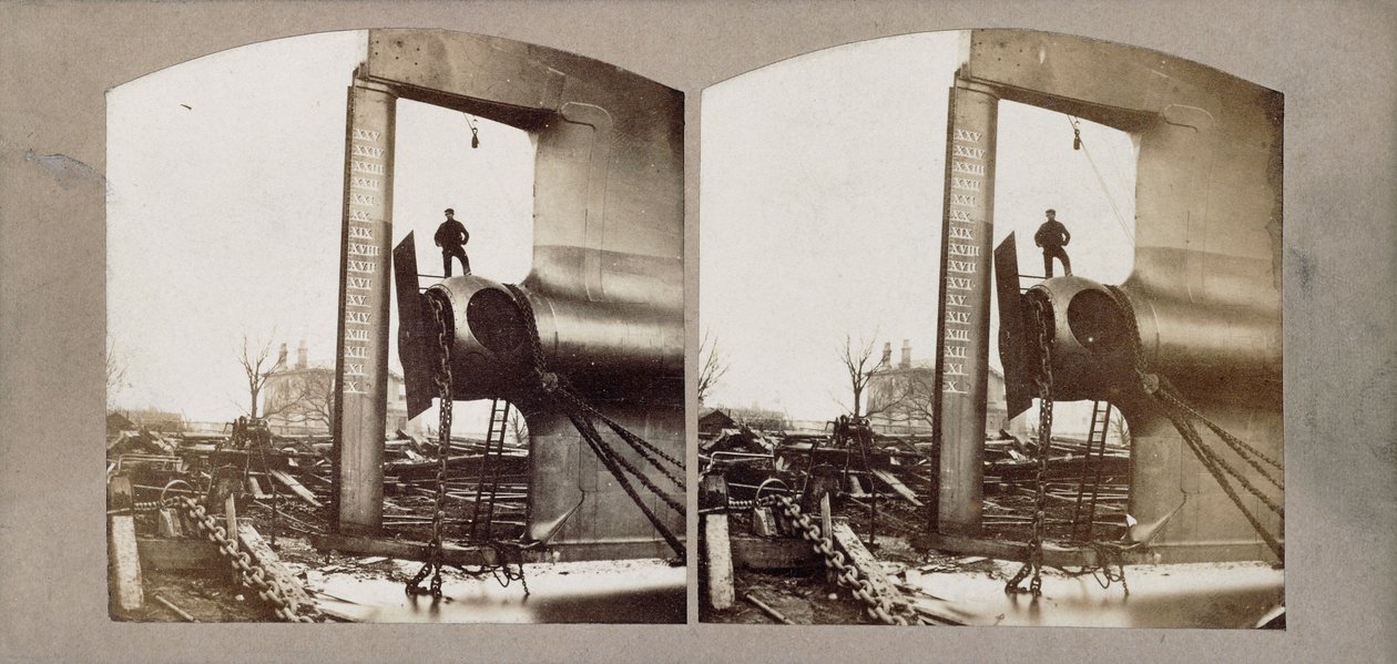 The Leviathan &39;Steam Ship المعروف أيضًا باسم&39; The Great Eastern &39;، قيد الإنشاء ، حوالي 1857 (طباعة ستريو زلالية) بواسطة روبرت هوليت