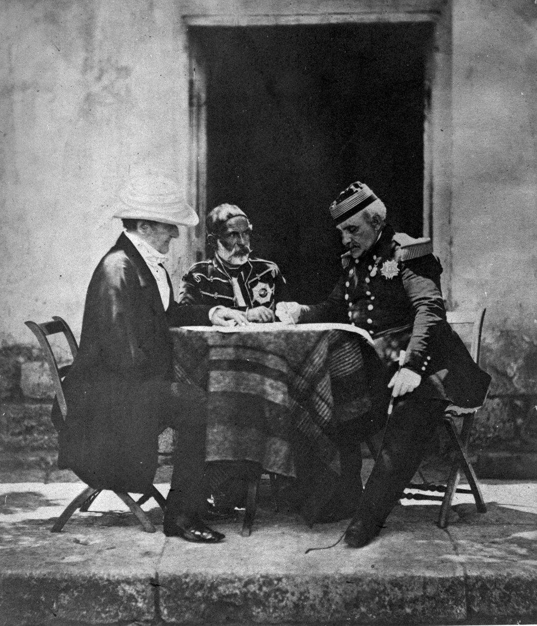 عقد مجلس الحرب في صباح الاستيلاء على Mamelon ، 1855 بواسطة روجر فينتون