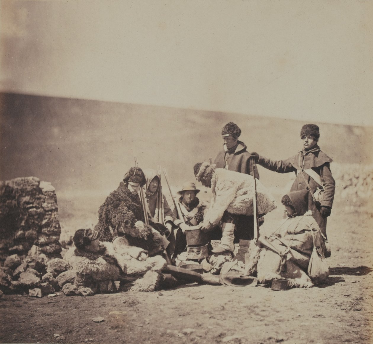 مجموعة فوج 47 (لانكشاير) للقدم ، من ألبوم يحتوي على 52 صورة مرتبطة بحرب القرم ، 1855 بواسطة روجر فينتون