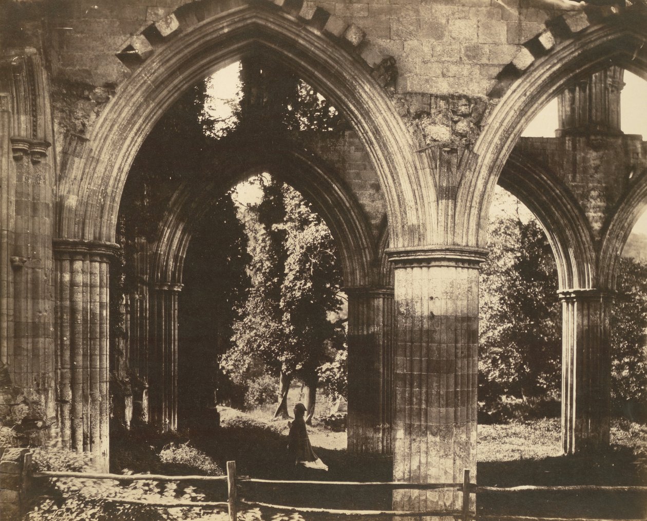 دير Rievaulx ، المذبح العالي ، 1854. بواسطة روجر فينتون