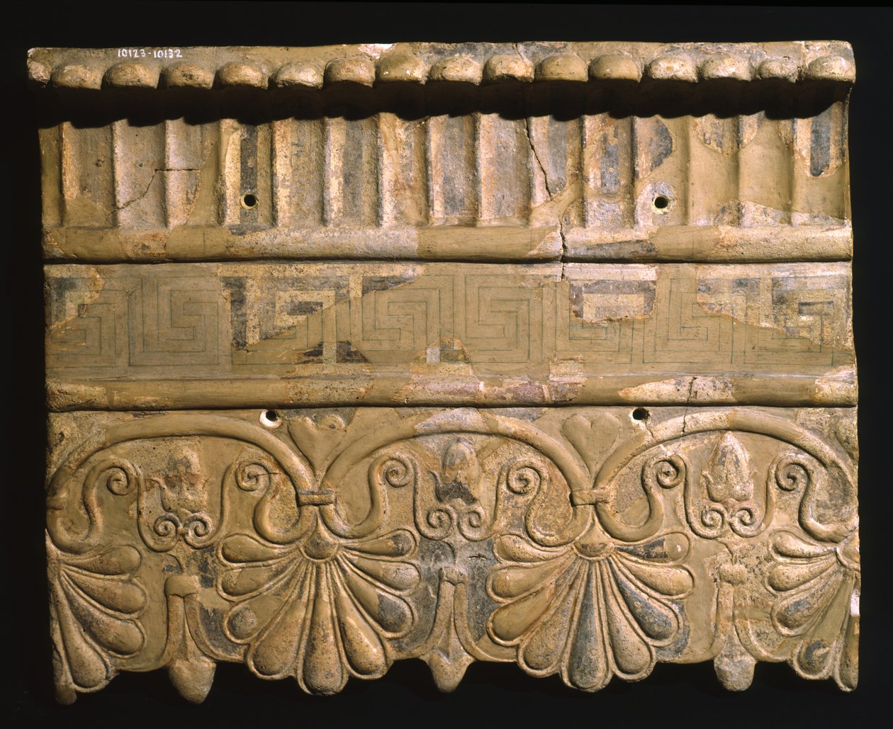 Antefix من معبد ماتر ماتوتا في Satricum ، Latium ، إيطاليا (terracotta) بواسطة رواية