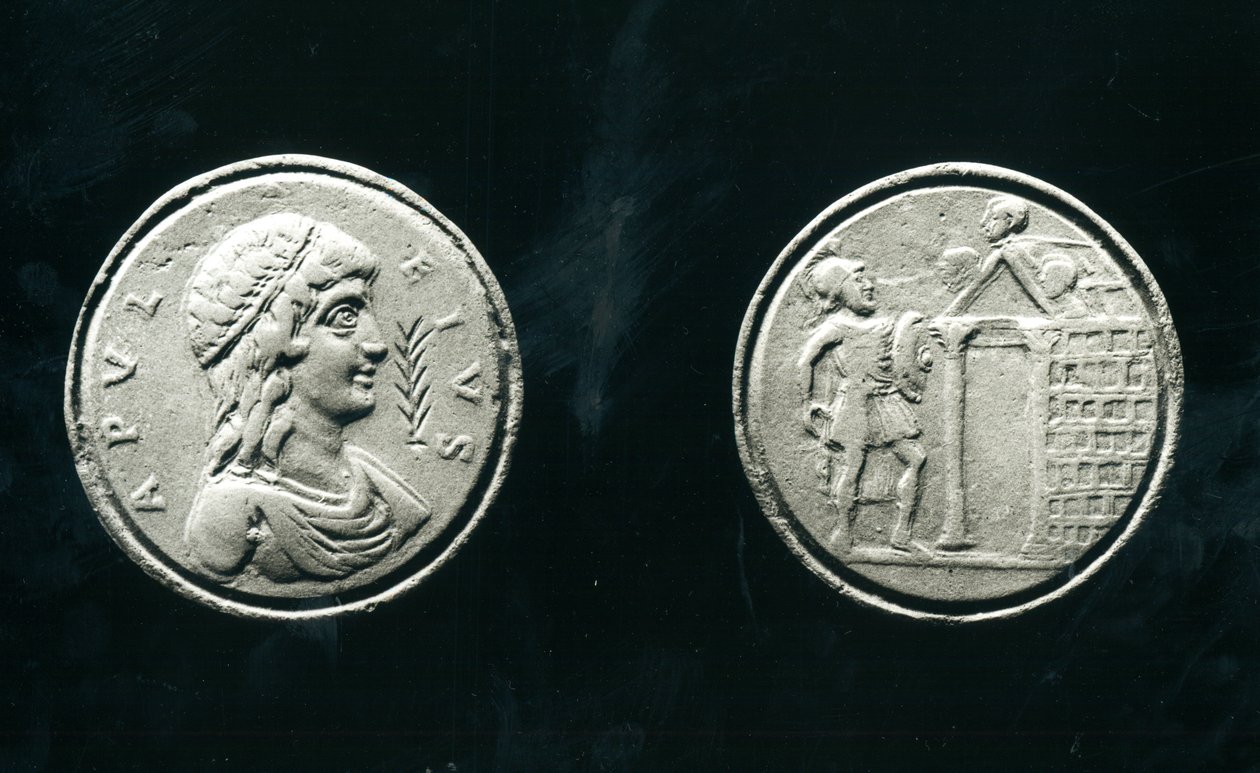 Contorniate يمثل Apuleius (c.124-بعد 170 بعد الميلاد) وعكس تصوير جندي قبل المعبد ، القرن الرابع والخامس (البرونزي) (انظر أيضًا 136304) بواسطة رواية