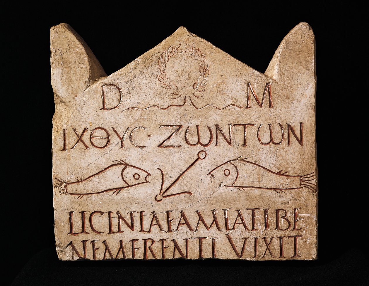 Funeral stele of Licinia Amias (marble) بواسطة رواية
