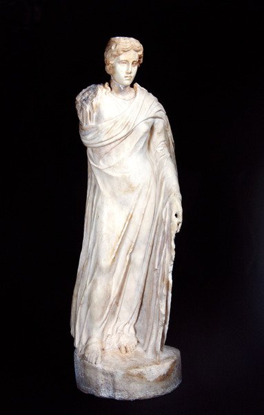 Kanephoros (الرخام) بواسطة رواية