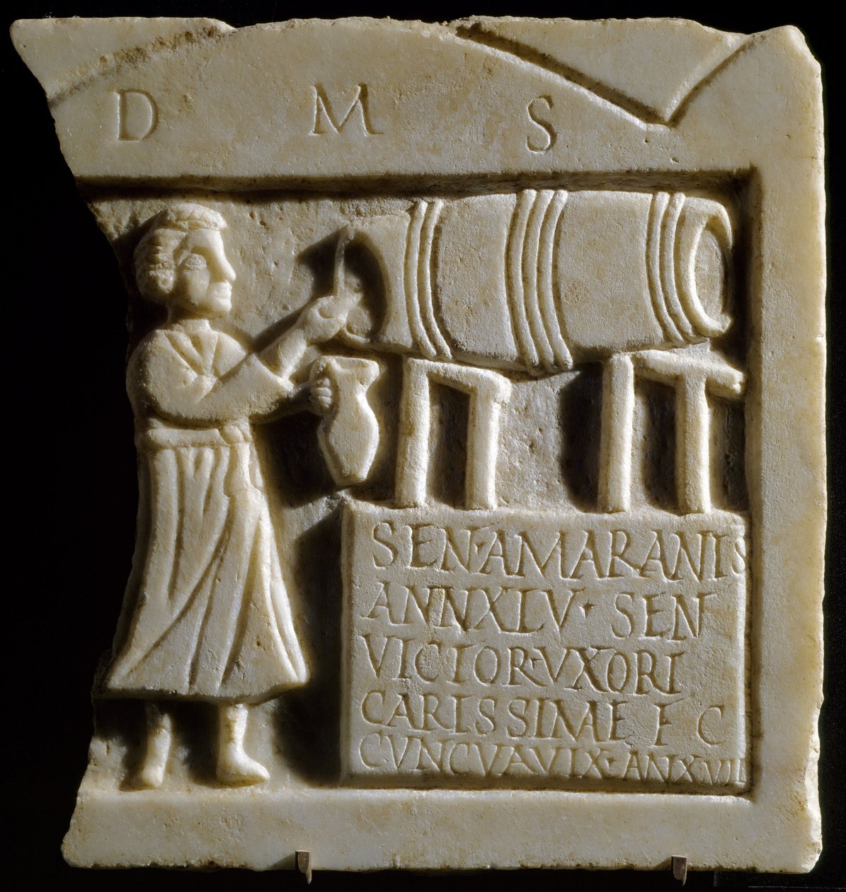 Relief depicting a Tavern Scene (marble) بواسطة رواية