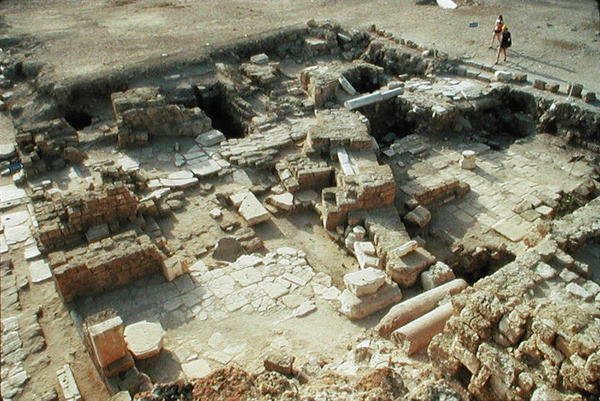 بقايا ميدان سباق الخيل الروماني بواسطة رواية