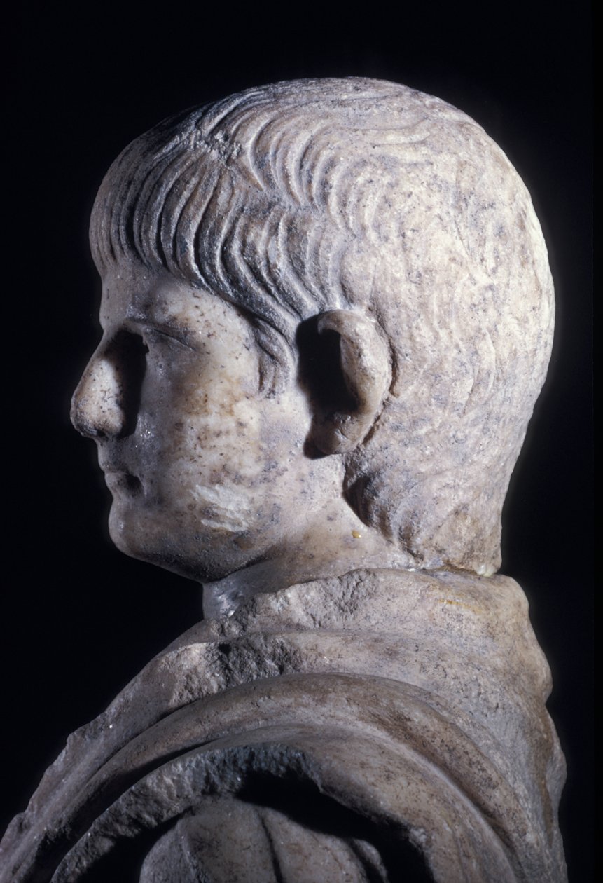 تمثال مزدوج لنيرون الشاب ، منظر جانبي للرأس ، حوالي 50 م (رخام) (تفصيل 140378) بواسطة رواية