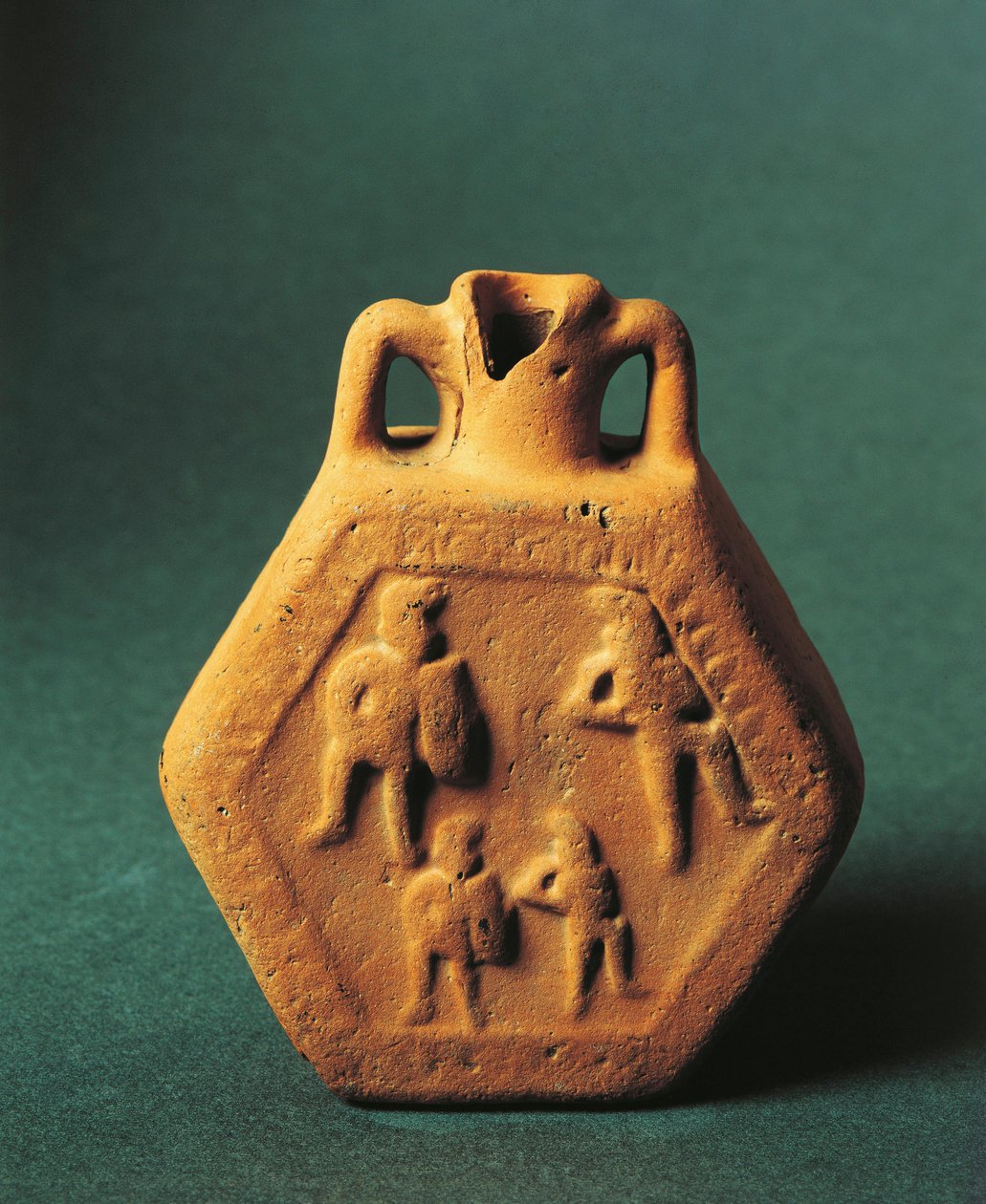 Hip-flask representing gladiators, Emilia-Romagna (ceramic) بواسطة رومان رومان