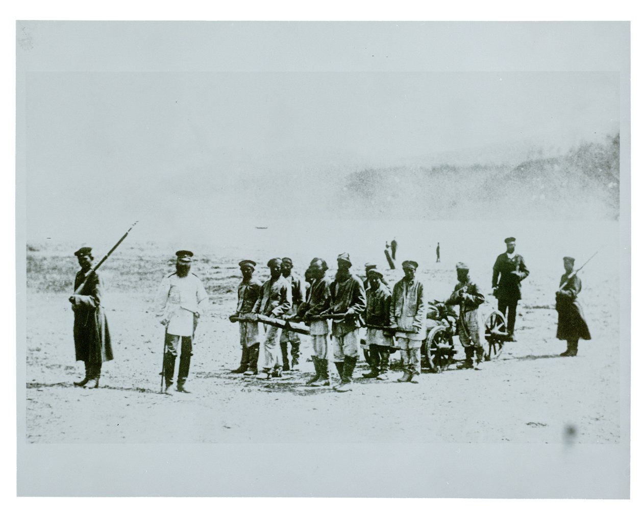سجناء في سيبيريا 1897 بواسطة مصور روسي