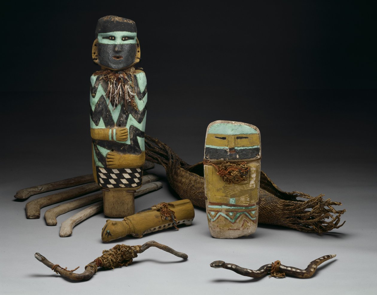 مخبأ طقسي ، 1300-1400 بواسطة سلطة