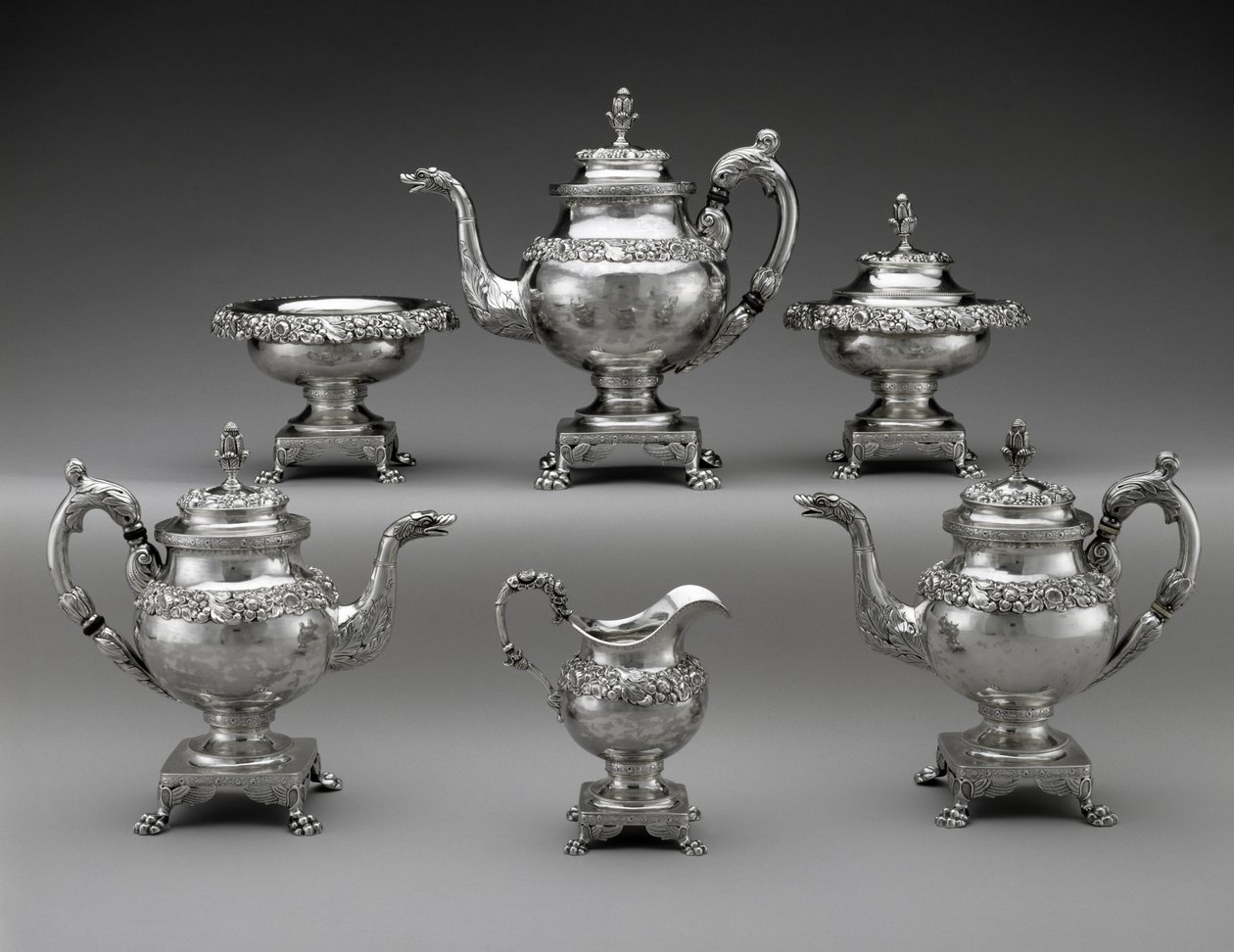 Tea and Coffee Service, c. 1824-1829 (silver) بواسطة صموئيل كيرك