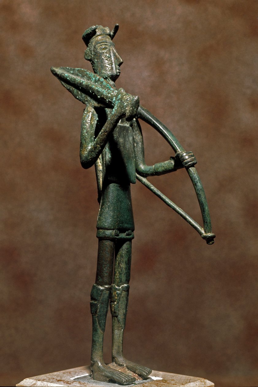 Nuragic culture (nuraghi) Sardinian: bronze warrior statuette. 8th-7th century BC. Cagliari, Museo Nazionale Archeologico, Sardinia, Italy بواسطة حضارة سردينيا نوراجيك