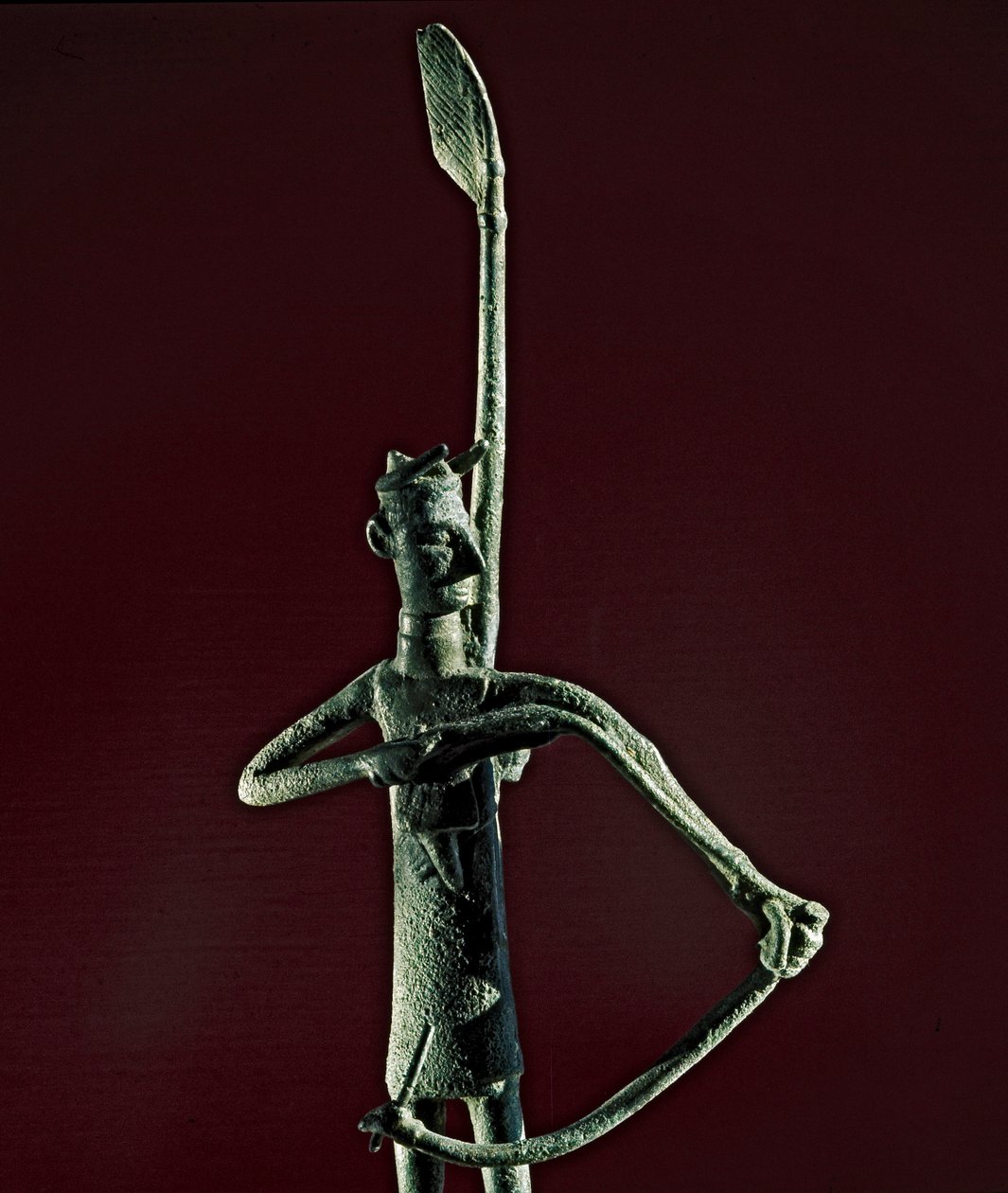 Nuragic culture (nuraghi) Sardinian: statuette of warrior pulling a bronze bow. 8th-7th century BC. Cagliari, Museo Nazionale Archeologico, Sardinia, Italy بواسطة حضارة سردينيا نوراجيك