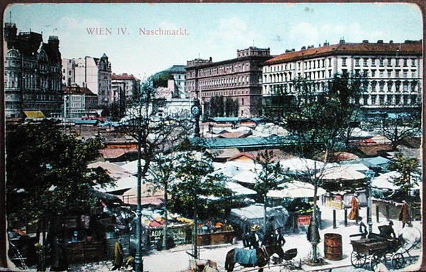 بطاقة بريدية تصور ناشماركت (سوق الطعام) في فيينا ، حوالي عام 1915 (ليثو ملون) بواسطة المدرسة النمساوية