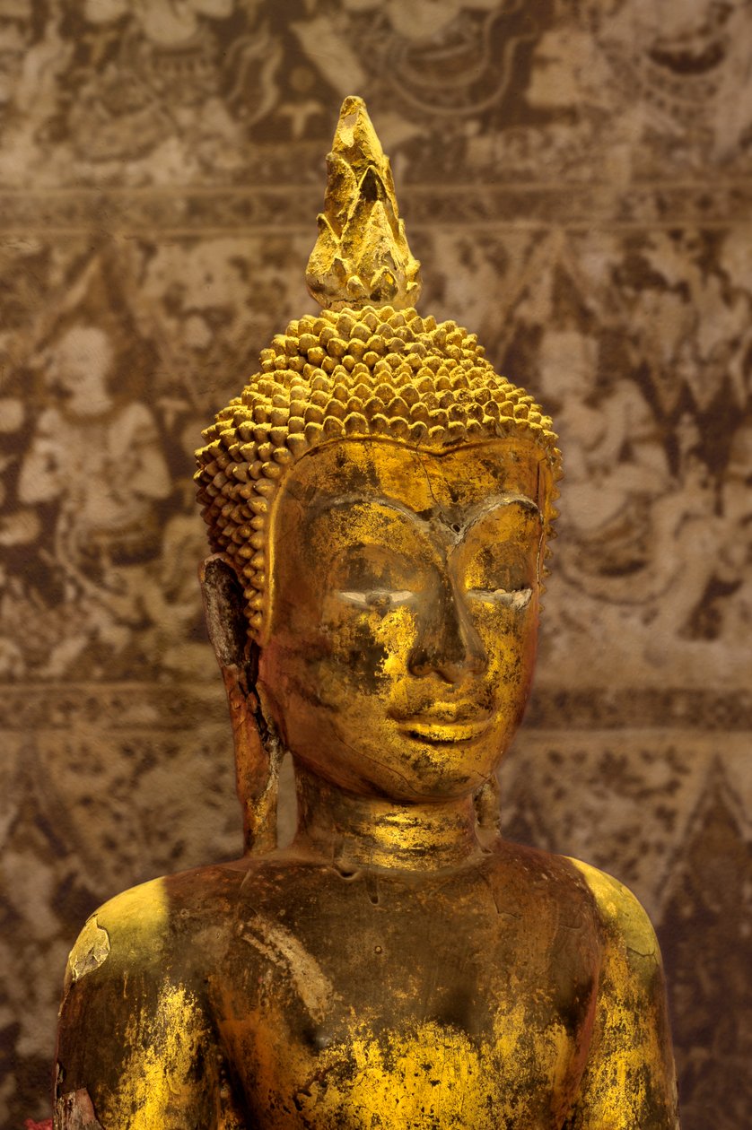 Ayutthaya style Buddha image (gilded bronze) بواسطة مدرسة سيامي