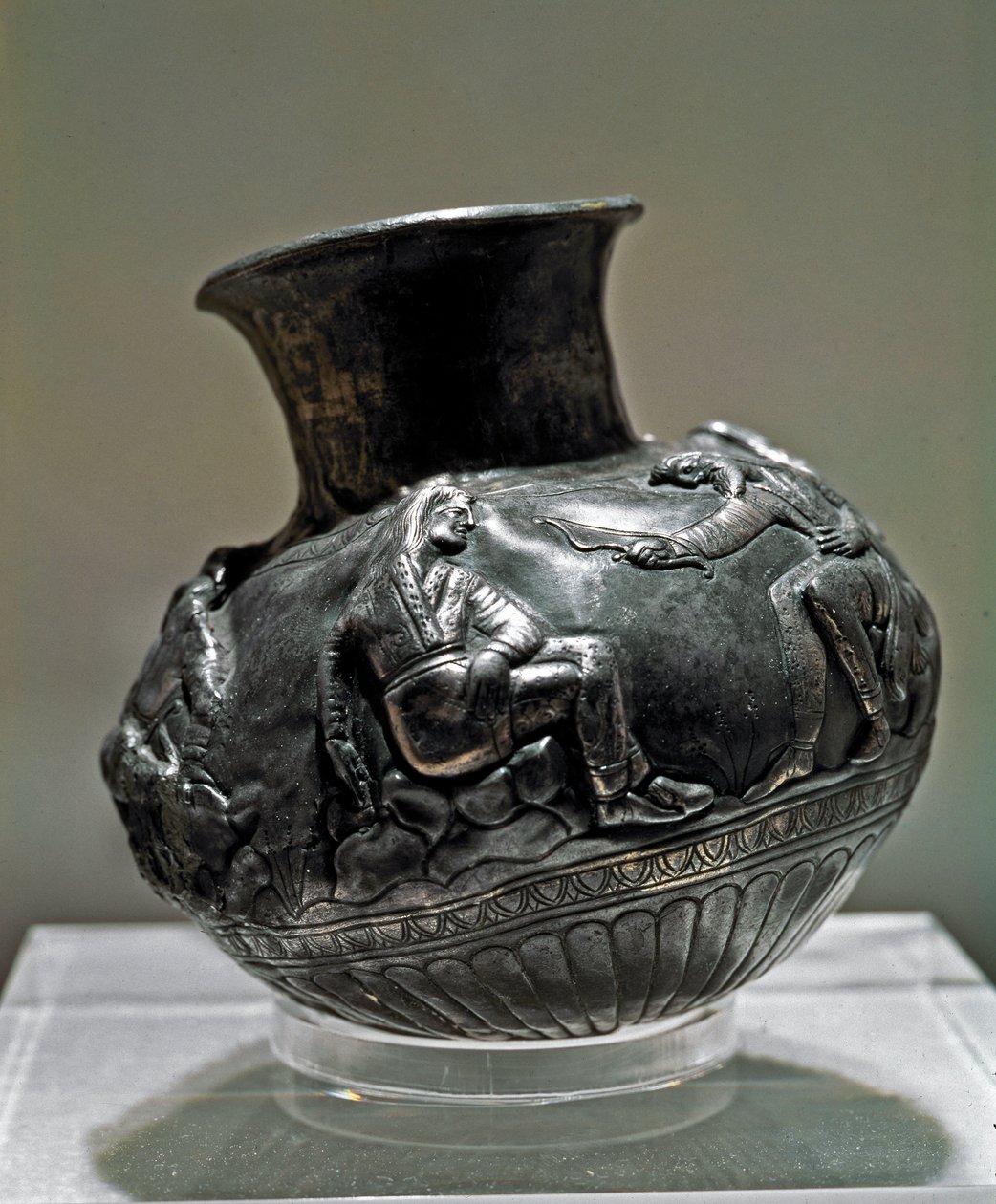 Art Scythe (Scythic Civilization or Scythia): silver ritual vase from the 7-6th century BC. Hermitage Museum, Saint Petersburg بواسطة السيثيان