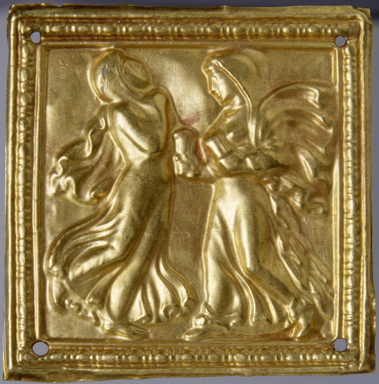 Art des steppes - Scythian Art: لوحة مربعة مع راقصين. الذهب ، الحجم: H 4،7 ، القرن الرابع قبل الميلاد ، متحف الإرميتاج ، سانت بطرسبرغ بواسطة السيثيان