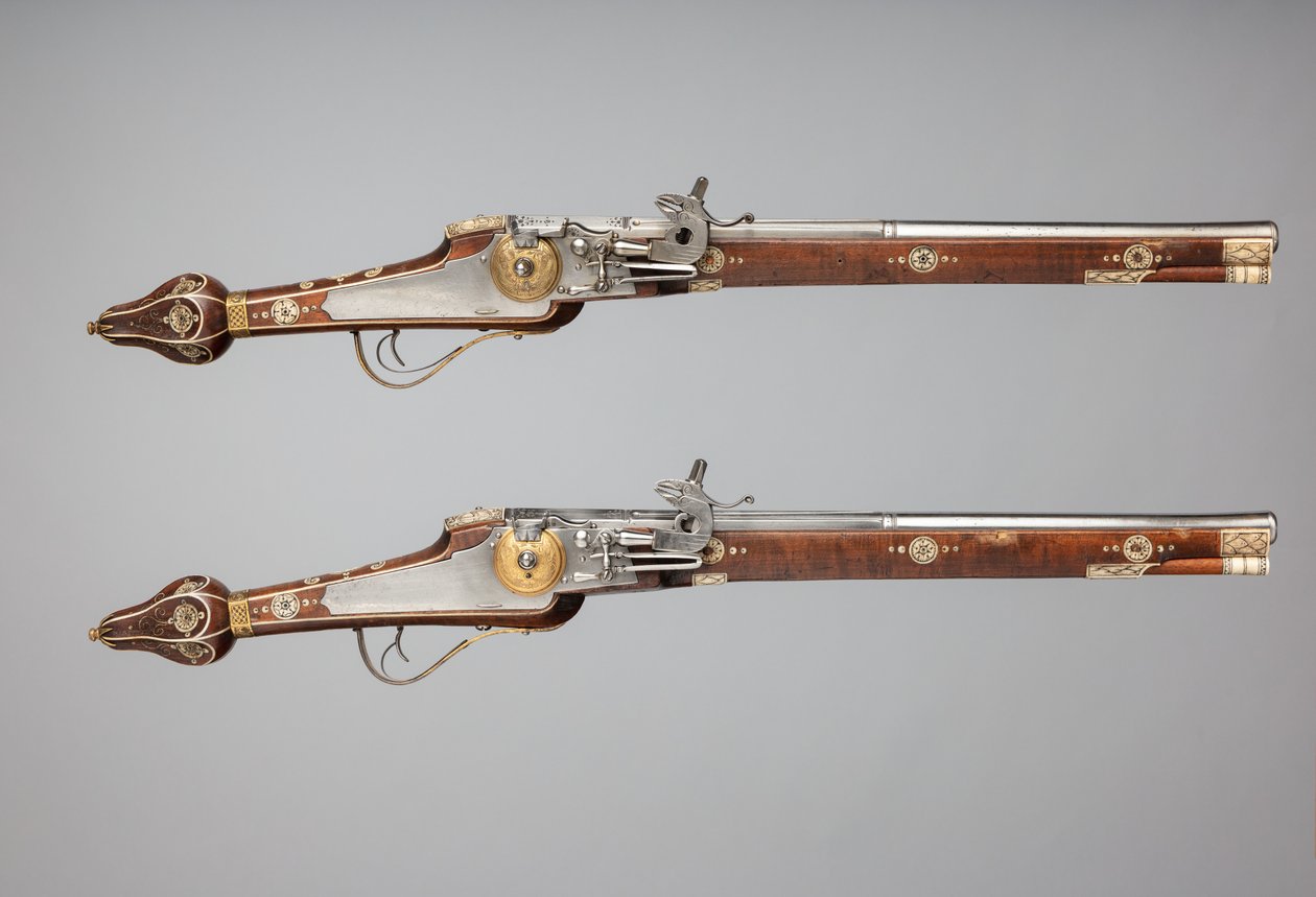 زوج من مسدسات Wheellock صنعت للحارس الشخصي للأمير الناخب لساكسونيا ، ألماني ، c1610 بواسطة سيمون هيلبيج