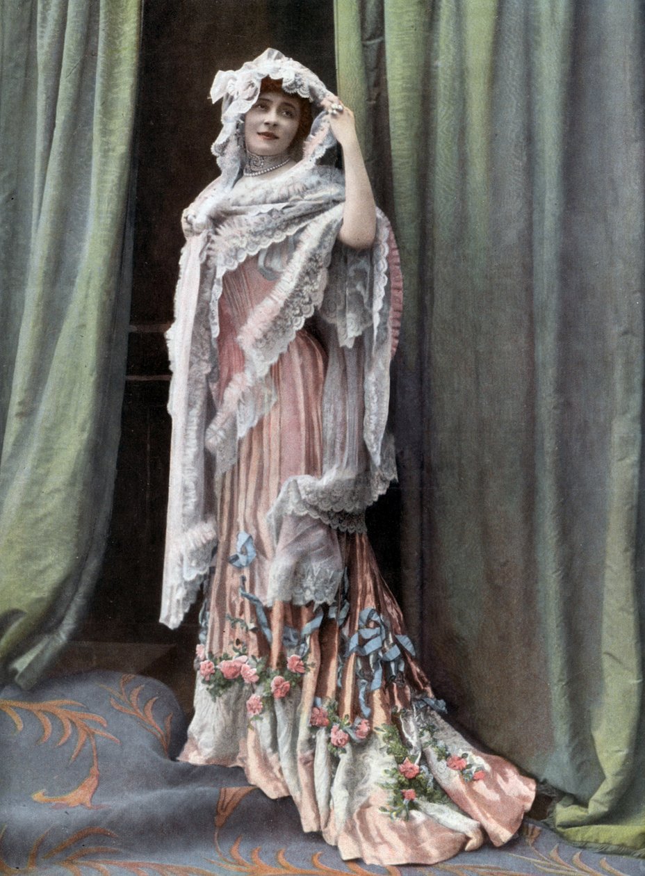  بواسطة استوديو Reutlinger