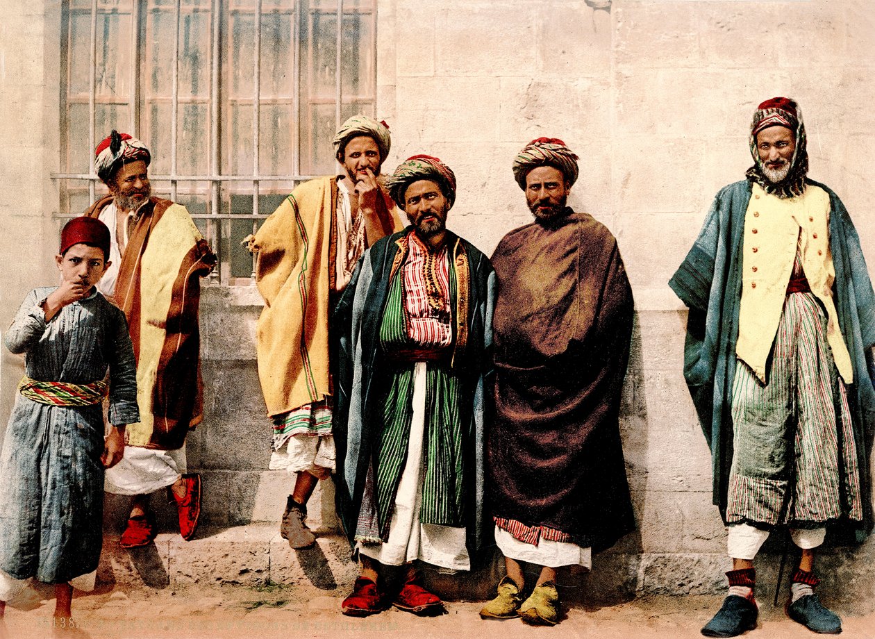 الفلاحون المسيحيون من منطقة بيت لحم ، 1880-1900 (الفوتوكروم) بواسطة المصور السويسري