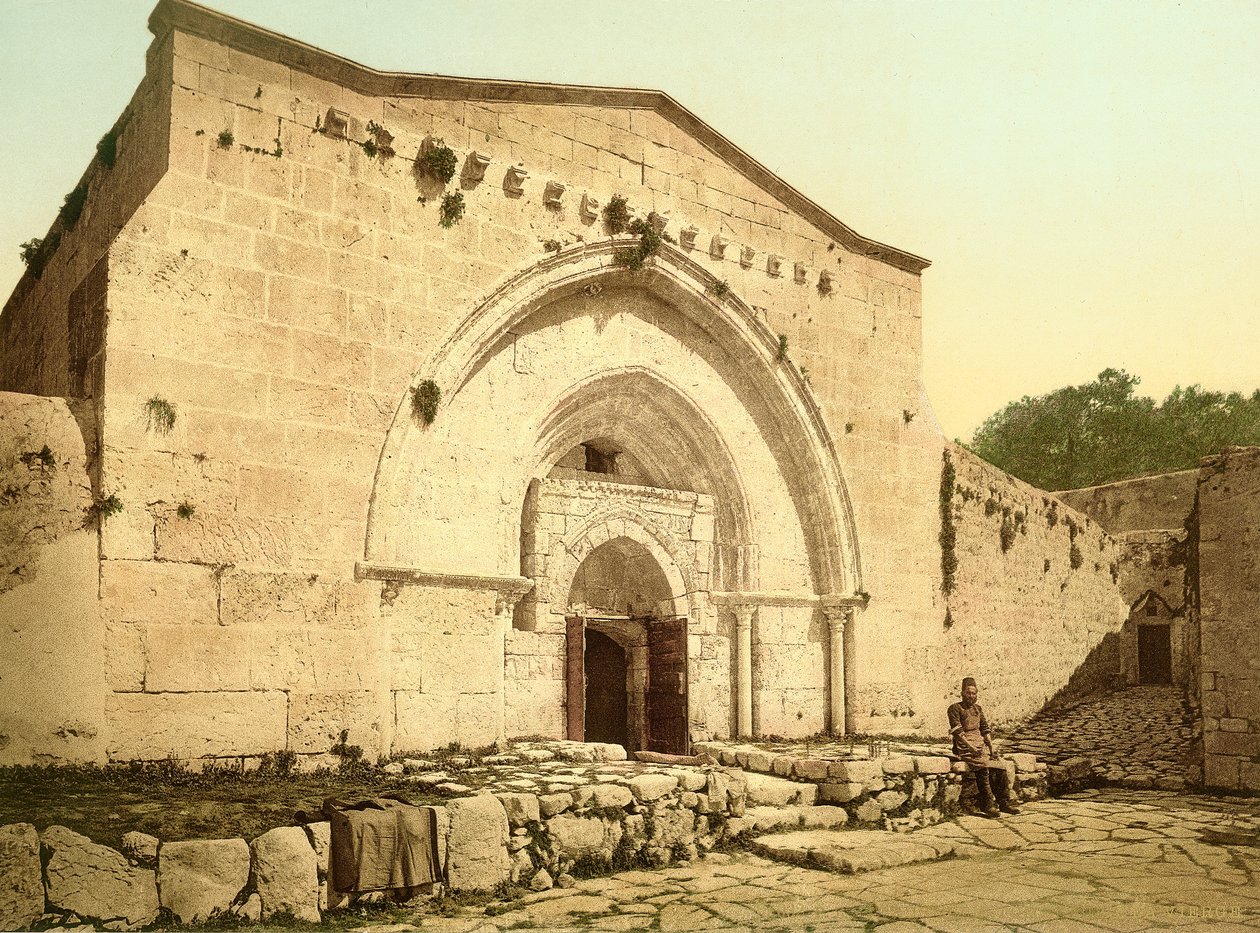 واجهة كنيسة قبر العذراء مريم في وادي كيدرون ، القدس ، 1880-1900 (الفوتوكروم) بواسطة المصور السويسري