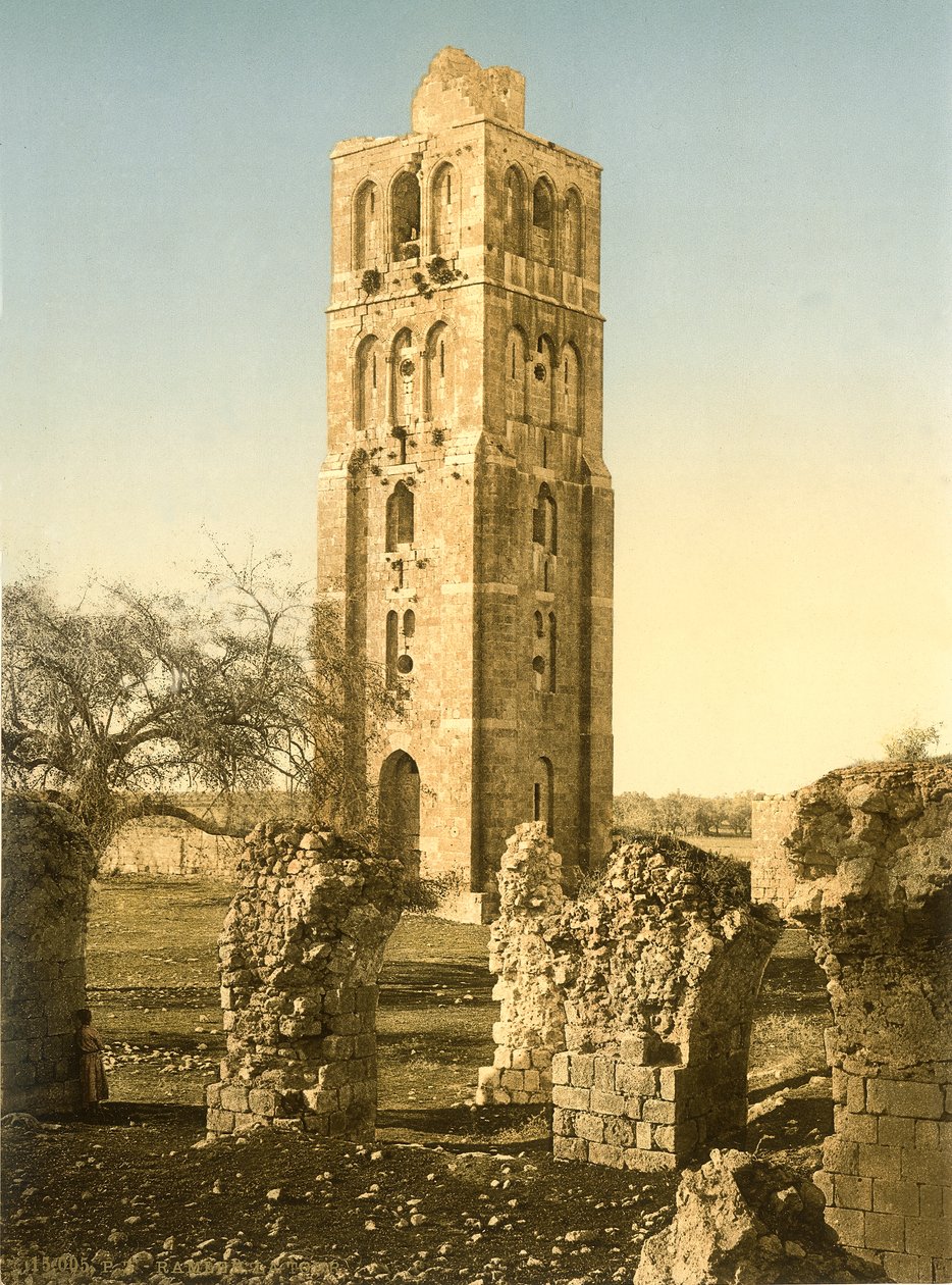برج مسجد الرملة مع أقبية مدمرة في المقدمة ، 1880-1900 (الفوتوكروم) بواسطة المصور السويسري