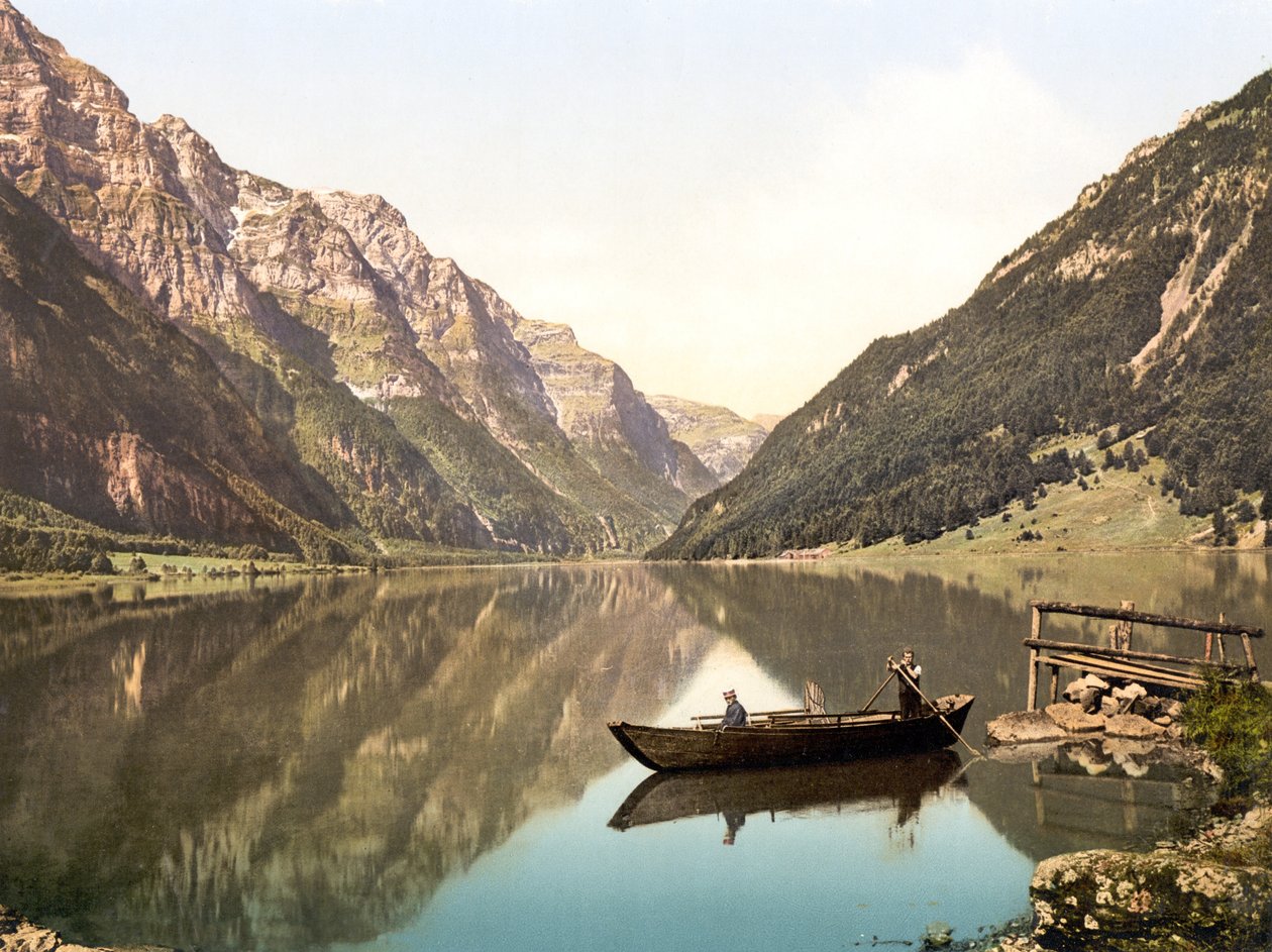 Klöntalersee ، جلاروس ، سويسرا ، حانة. ج 900 بواسطة المصور السويسري