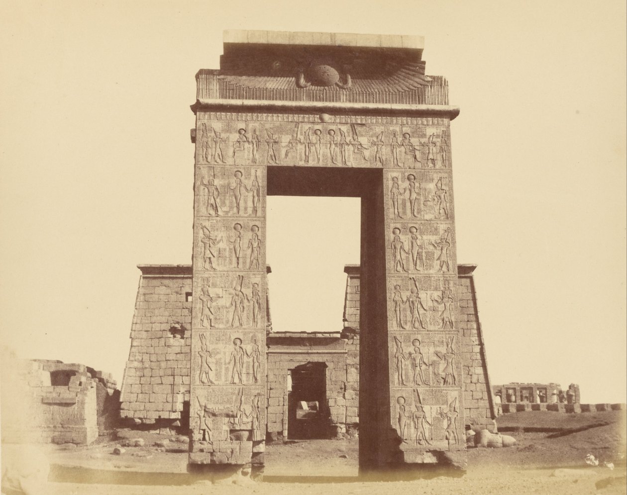 بوابة معبد خنسو بالكرنك بواسطة Théodule Devéria
