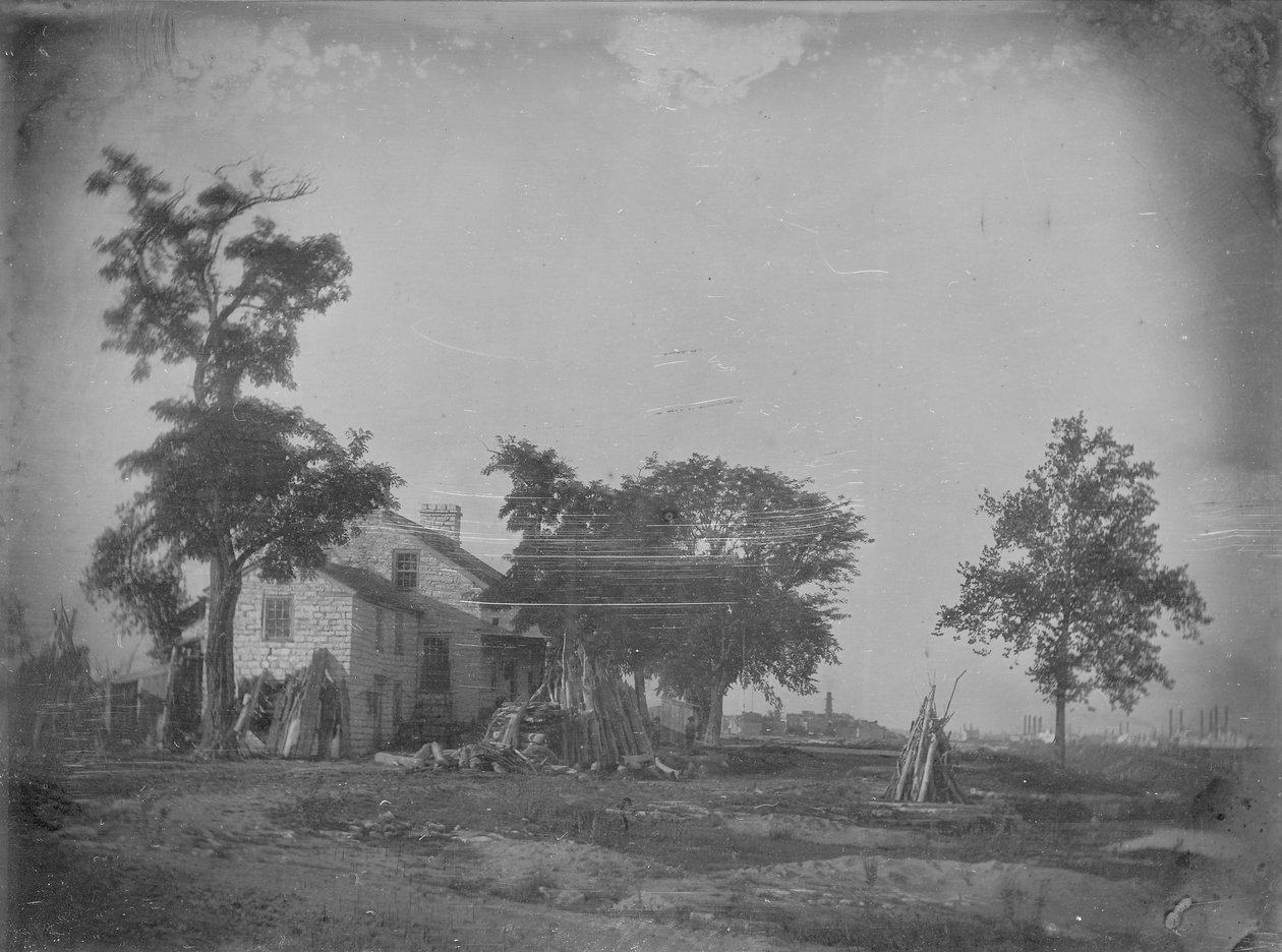 القاضي سيلاس بنت ريزيدنس ، منظر من الجنوب مع سانت لويس عن بعد بواسطة توماس م. Easterly