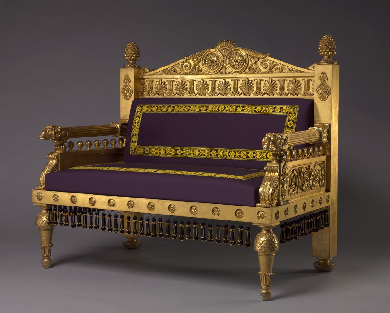 أريكة ، صانع Unknown Maker ، c.1802-1807 (خشب مذهب ، تنجيد من الصوف) بواسطة توماس هوب